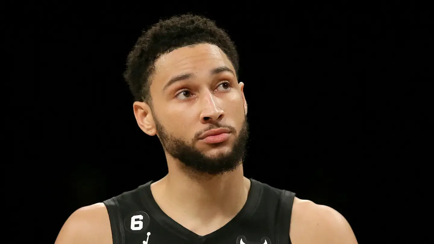 Warriors weigh high-risk, high-reward move as Simmons rumors surface