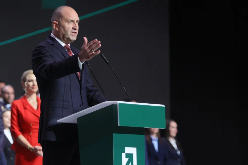 Radev Poised to Win Bulgaria’s Early Election as Pro‑Russia Stance Looms