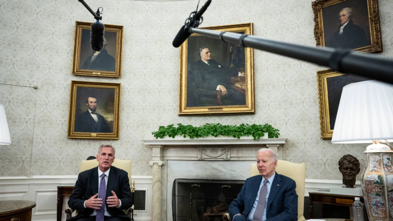 Debt ceiling concerns weigh on market outlook.