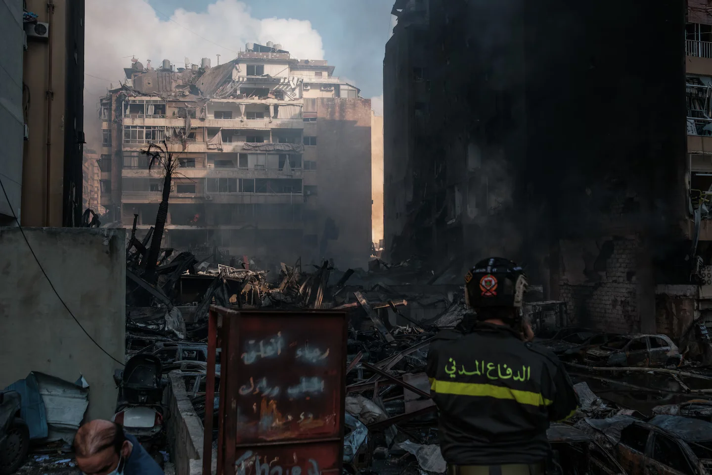 Israel Opens Direct Lebanon Talks While Continuing Hezbollah Strikes