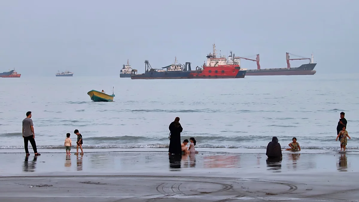 Iran Says Strait of Hormuz Remains in Its Hands, Dismisses Trump's Control Claim