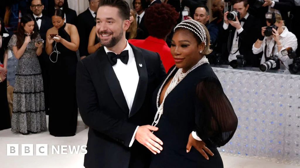 Serena Williams announces second pregnancy at Met Gala.
