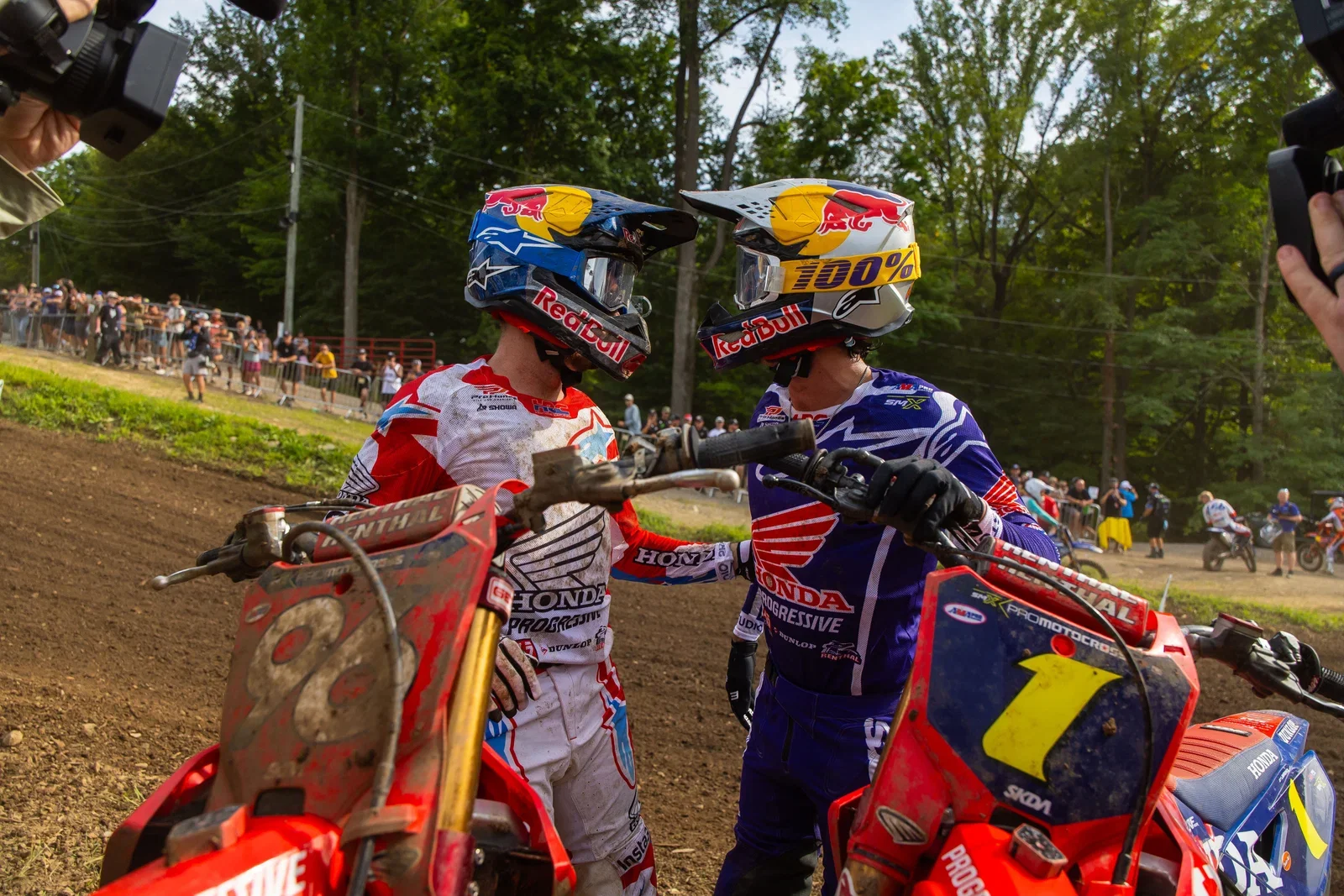 Lawrence Family Rejects Jett-Throw Rumor in Hunter's 450MX Triumph