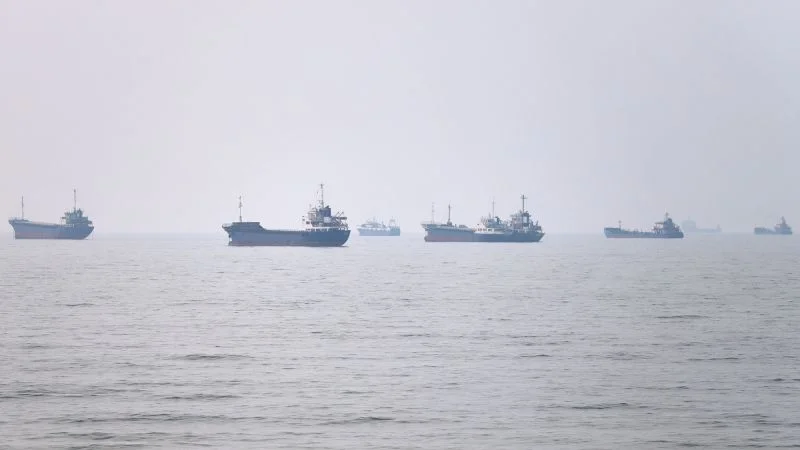 US munitions claim amid Hormuz talks and regional flare-ups
