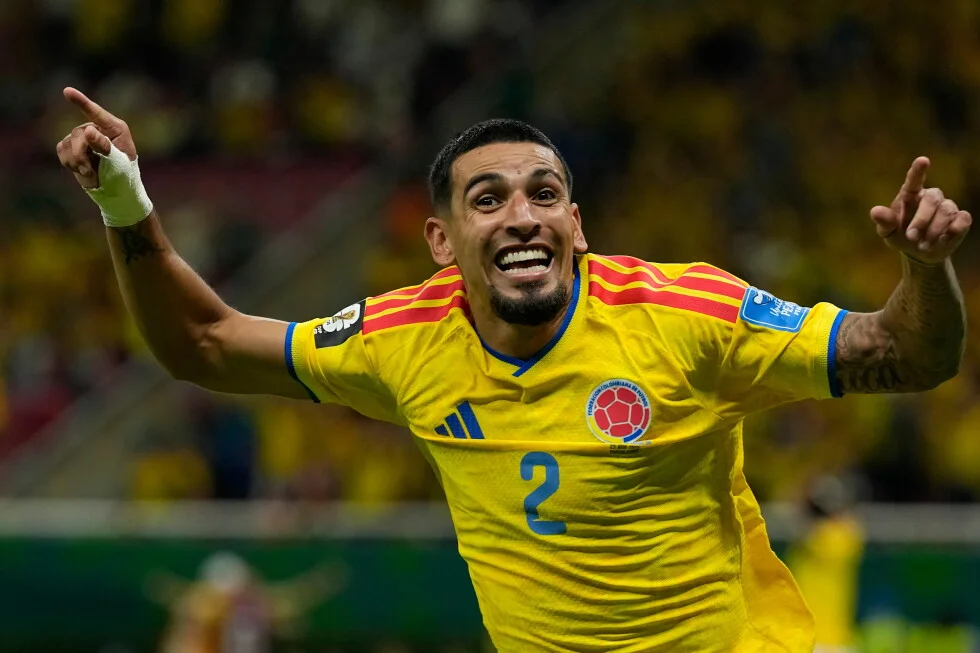 Muñoz clinches Colombia's World Cup knockout bid with 1-0 win over Congo