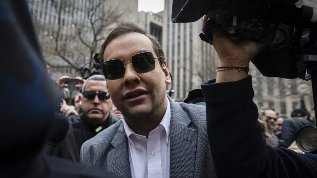 Trump Arraignment Draws Protests and Supporters Outside Manhattan Courthouse