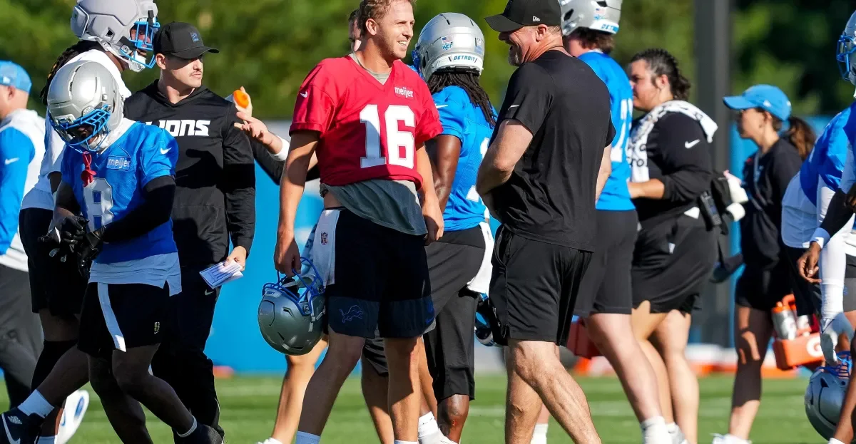 Lions ease into contact in first padded practice with two-hand touch