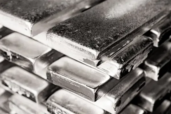Precious Metals Experience Volatility Amid Economic Uncertainty