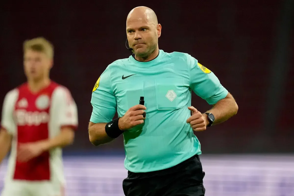 Dutch World Cup referee dies weeks after dismissal amid assault allegations