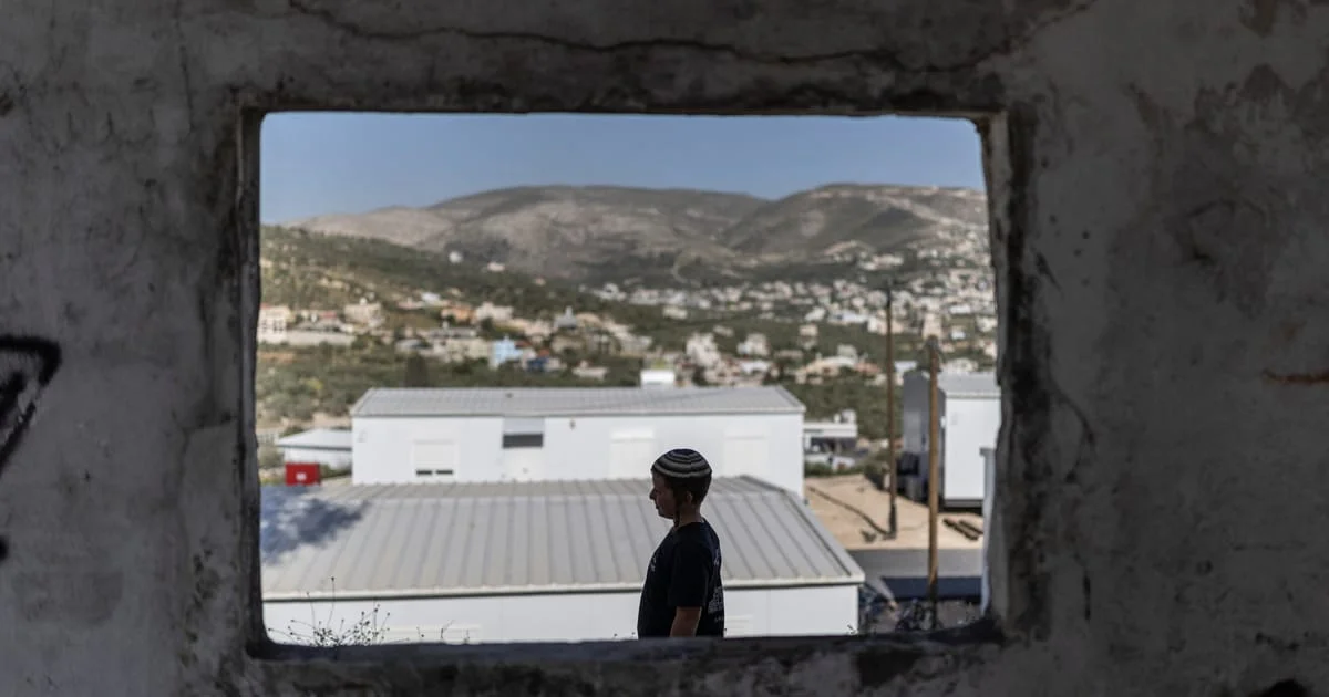 EU Unanimously Sanctions Israeli Settlers Over West Bank Violence