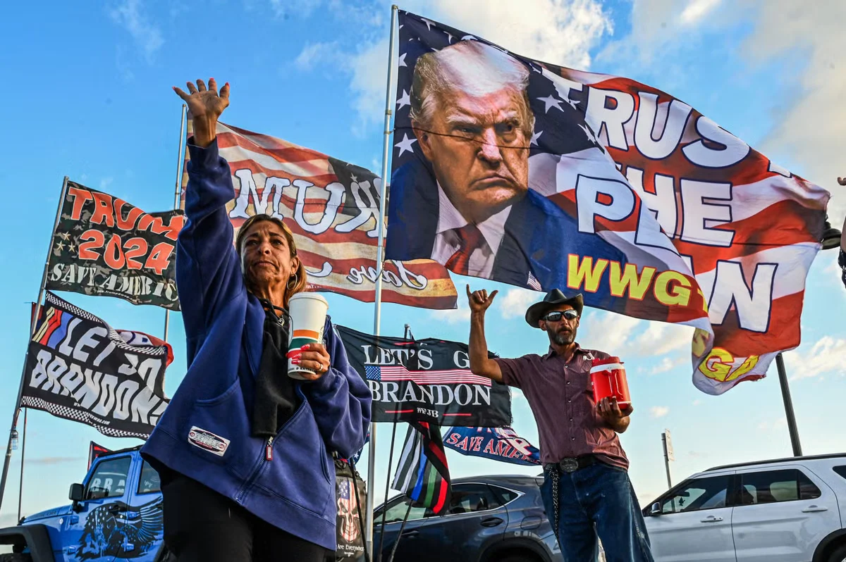 Trump lashes out at Manhattan DA as grand jury meets.