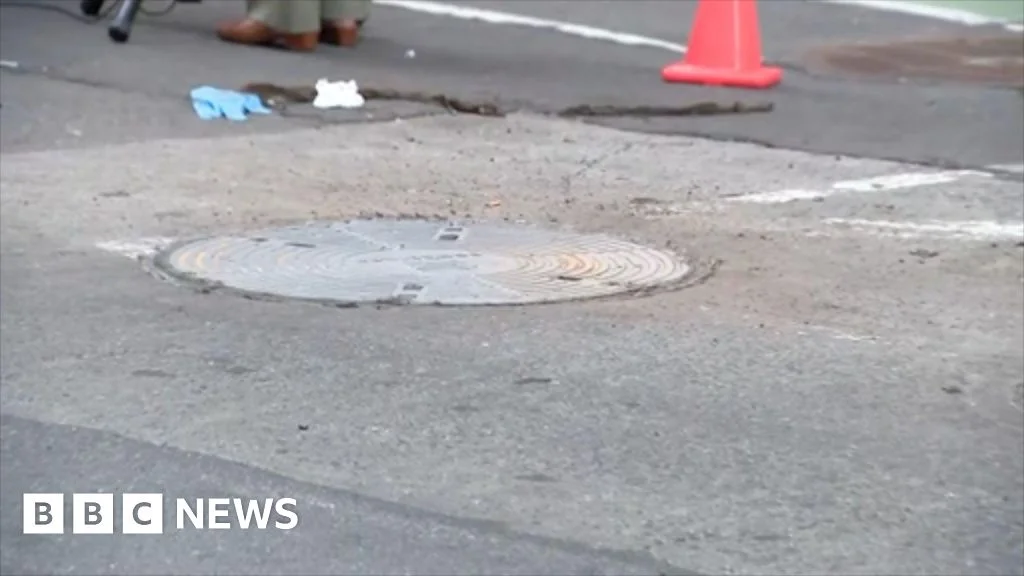 Fatal Fall Into Uncovered NYC Manhole on Fifth Avenue