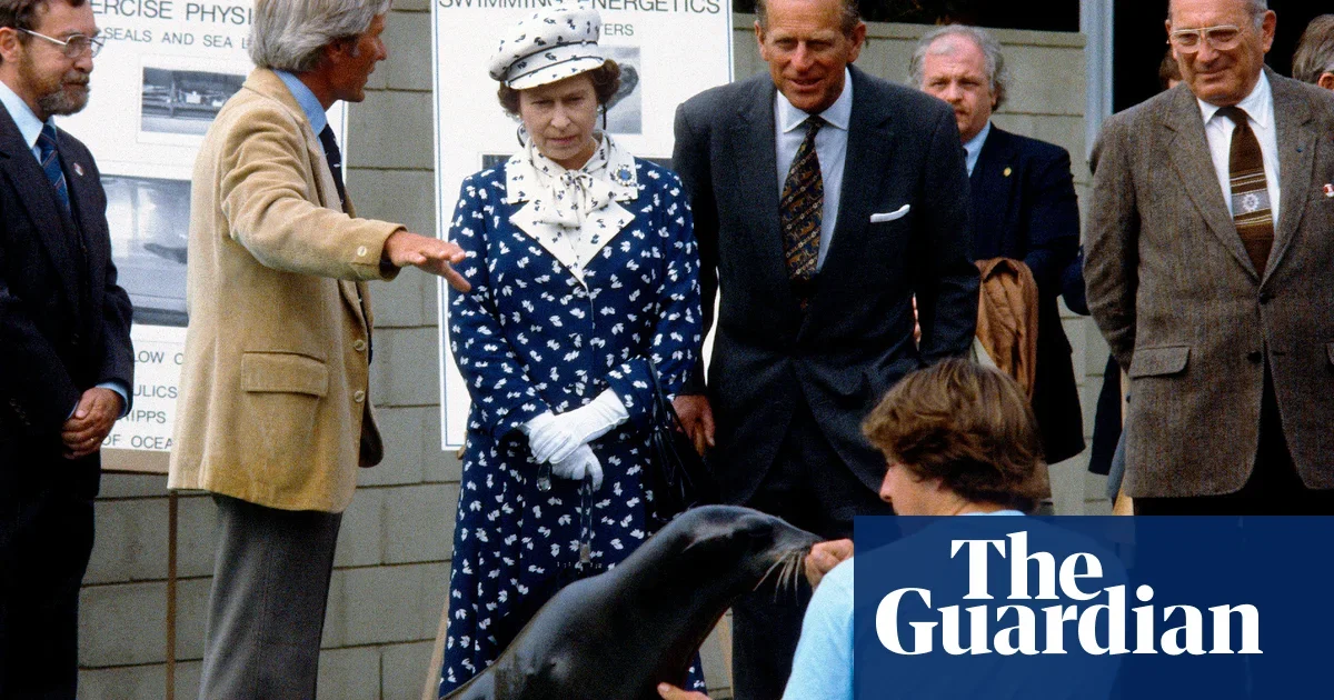 FBI uncovers 1983 plot to assassinate Queen Elizabeth II during US visit.