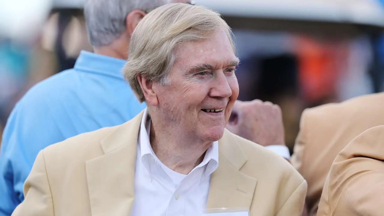 Colts Legend Raymond Berry Passes Away at 93