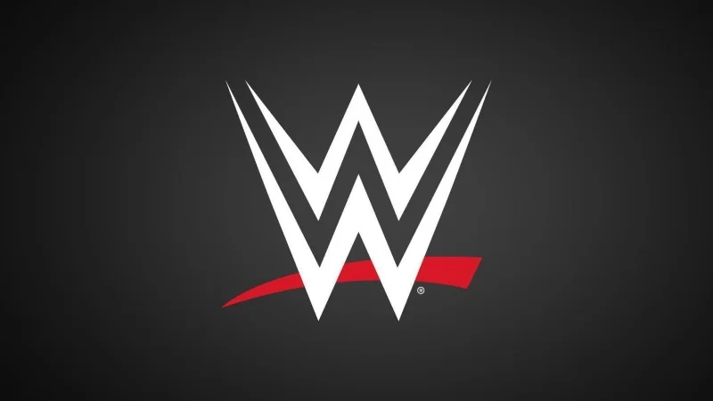 Lyra Valkyria Ditches Bayley in Shock WWE Raw Heel Turn
