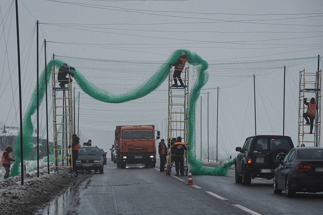 Frontline anti-drone corridors expand at about 9 km per day