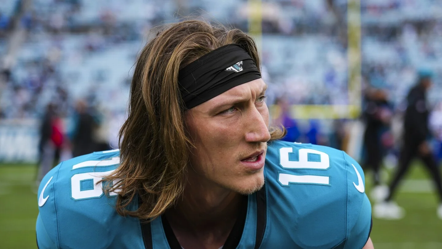 Trevor Lawrence’s Schedule-Release Haircut Was a Wig, Not a Real Snip