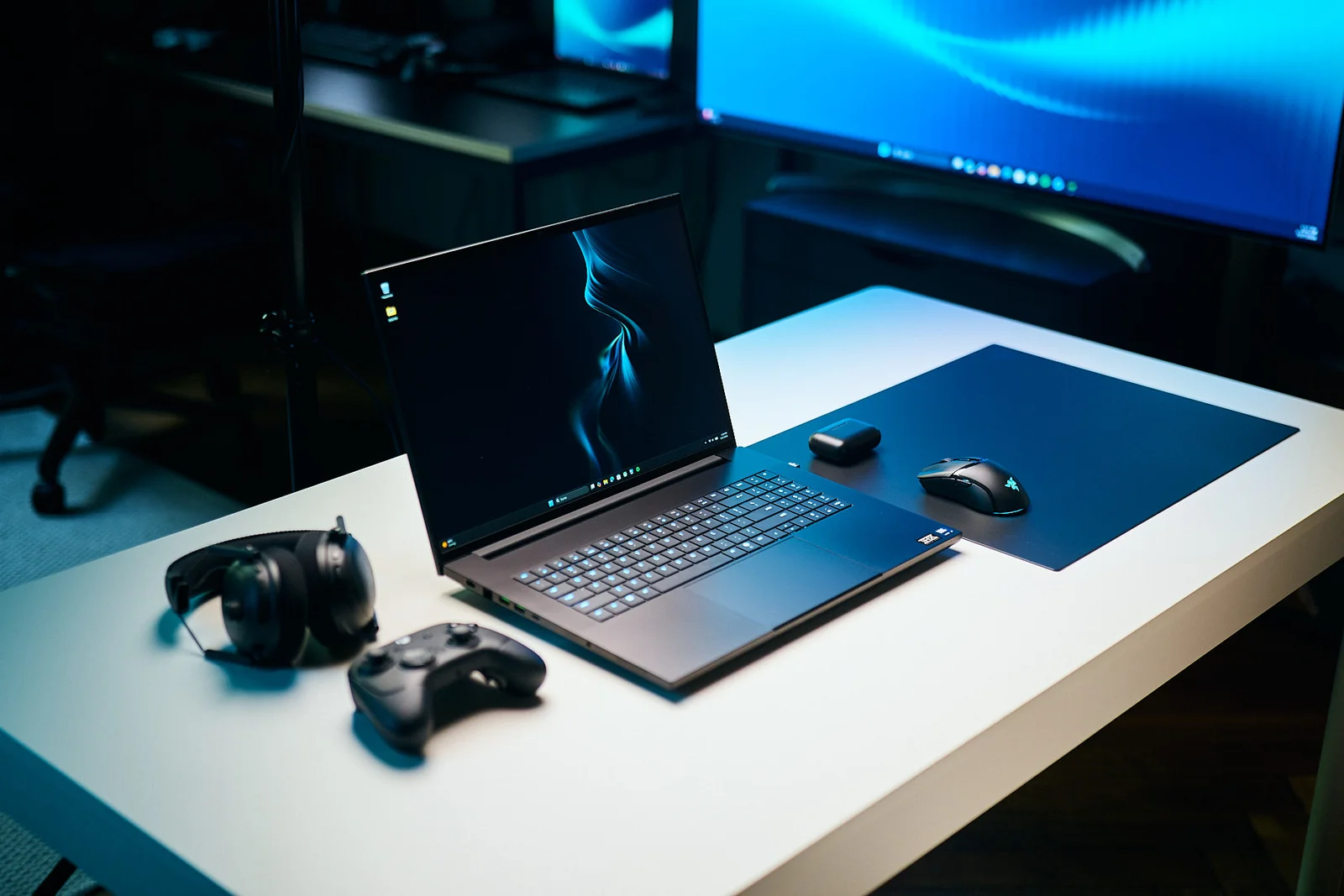 Razer Blade 18 (2026) packs RTX 5090 power in a quiet, premium chassis—yet value hinges on memory prices