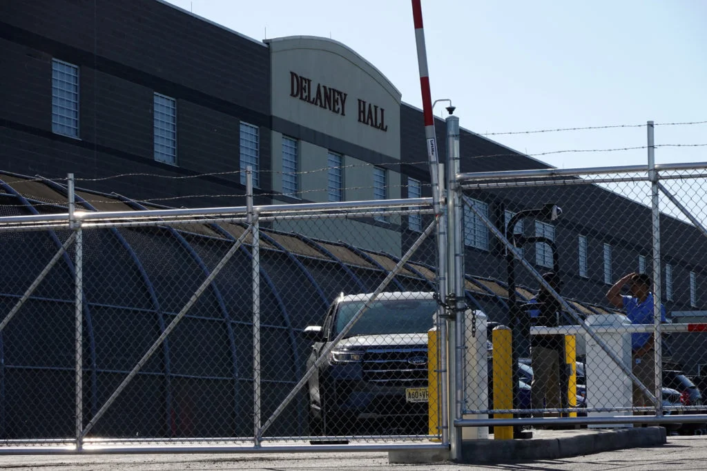 Four Detainees Escape from Newark Immigration Center, DHS Confirms