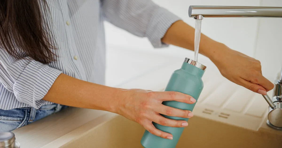 Daily Clean, Odor-Free: Expert Tips for Reusable Bottle Hygiene
