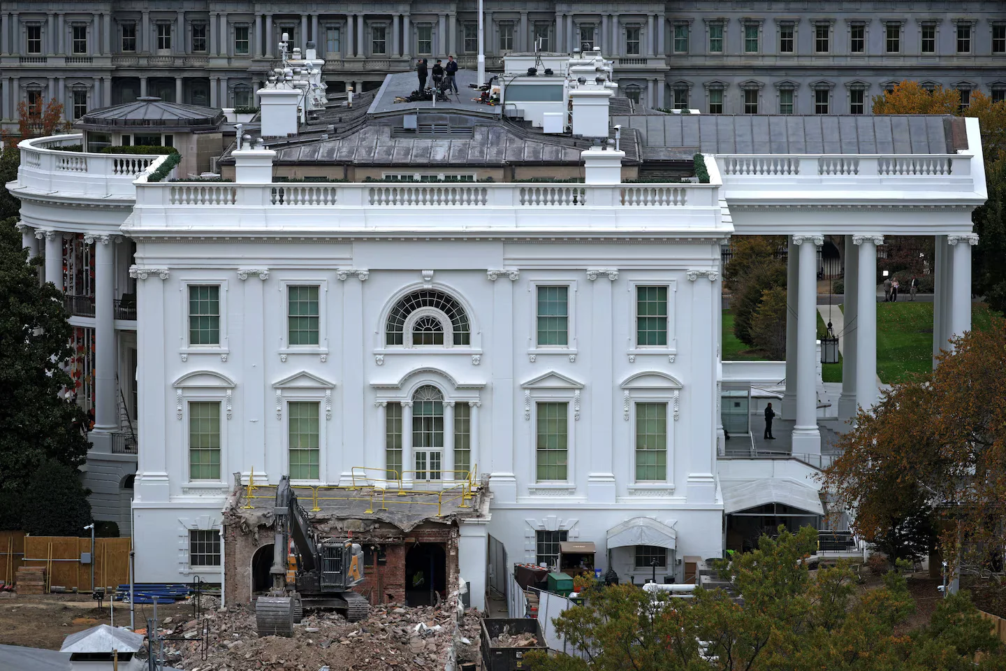 Secret Service funds redirected to White House security for East Wing modernization