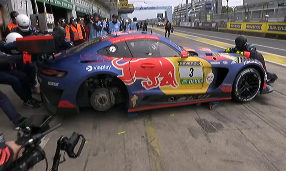 Driveshaft Failure Reorders Nürburgring 24 Lead as Verstappen Mercedes Drops Out