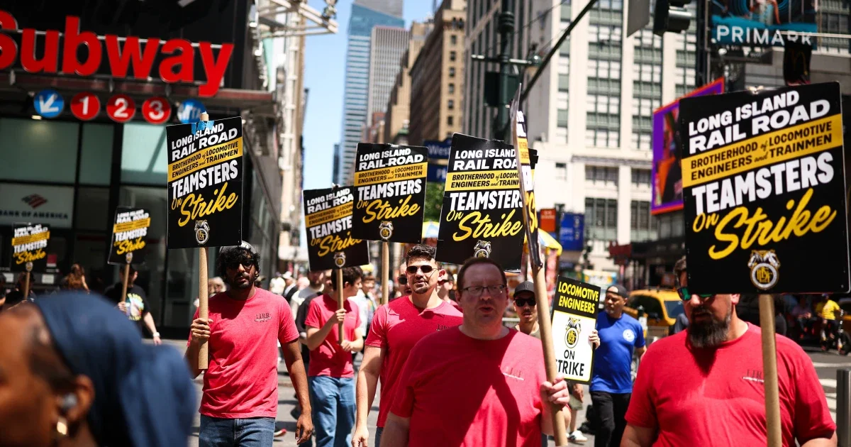 Third Day of LIRR Strike Keeps NYC Commuters in Limbo as Talks Resume