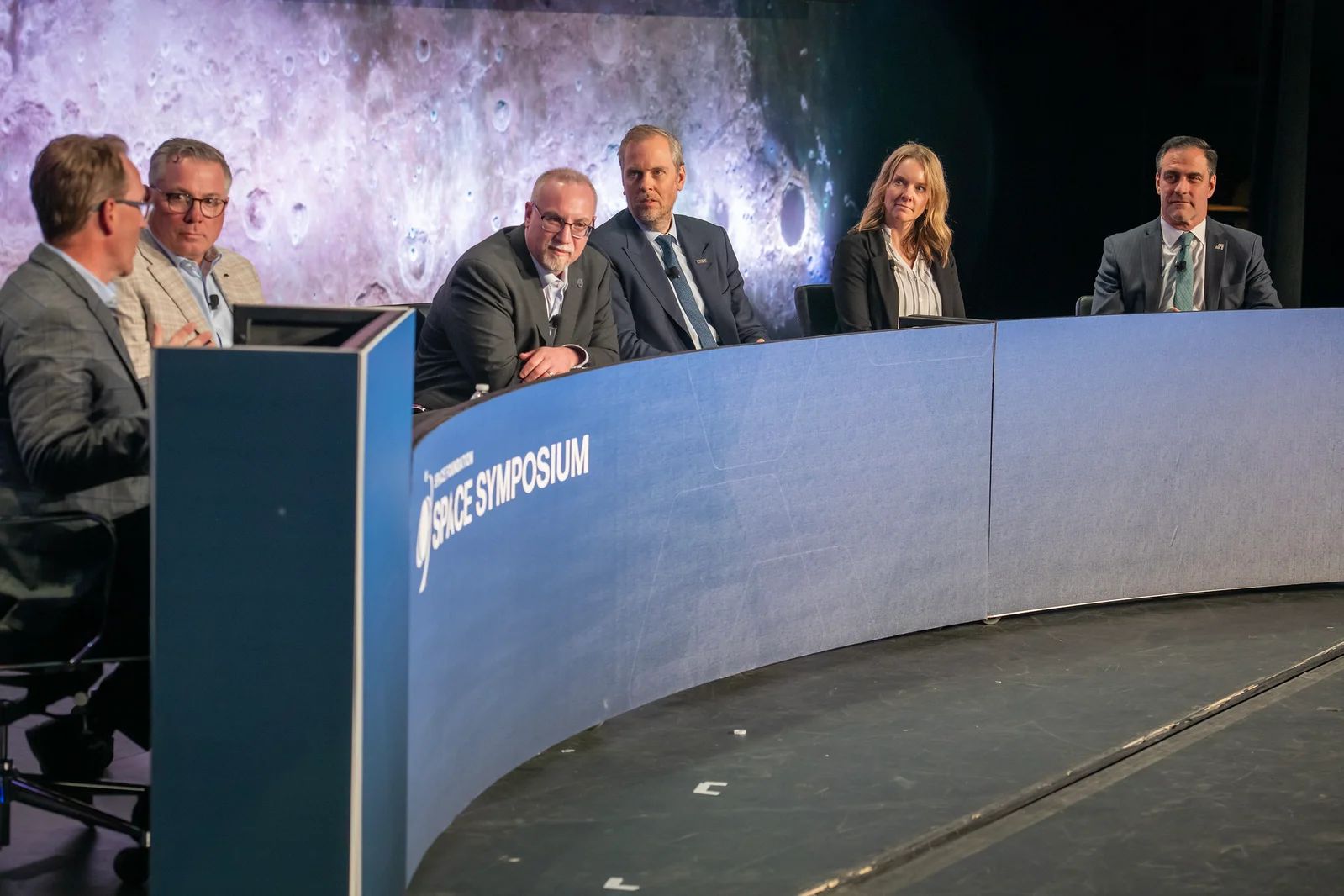 Space Station Market Heats Up as Vendors Rally Around Commercial LEO Destinations