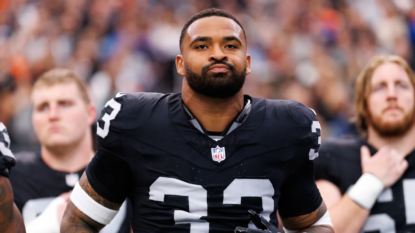 Adams carted off in Vikings preseason debut