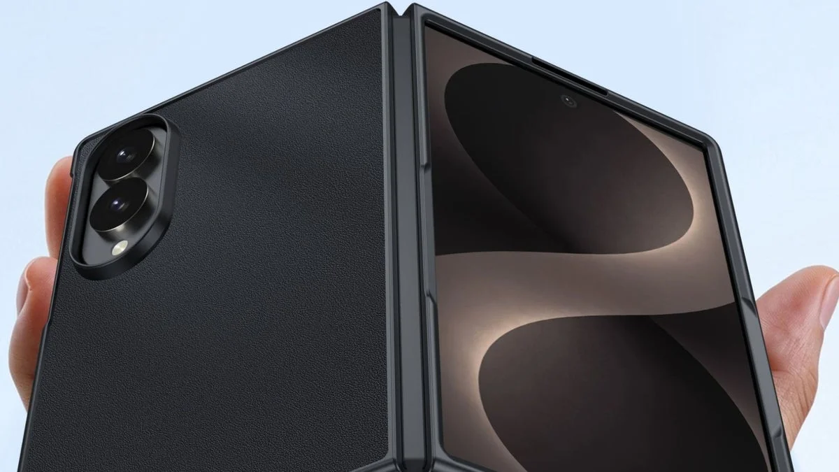 Galaxy Z Fold 8 Wide Sparks Design Trade-Offs in Leaked Video