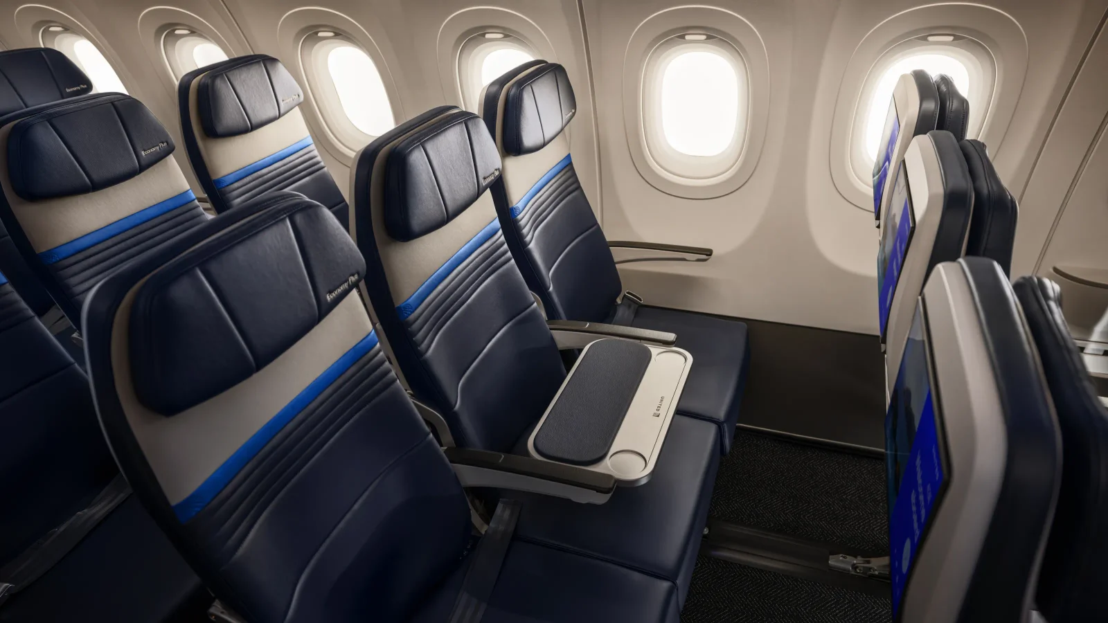United turns middle seat into a shared table on new A321XLRs