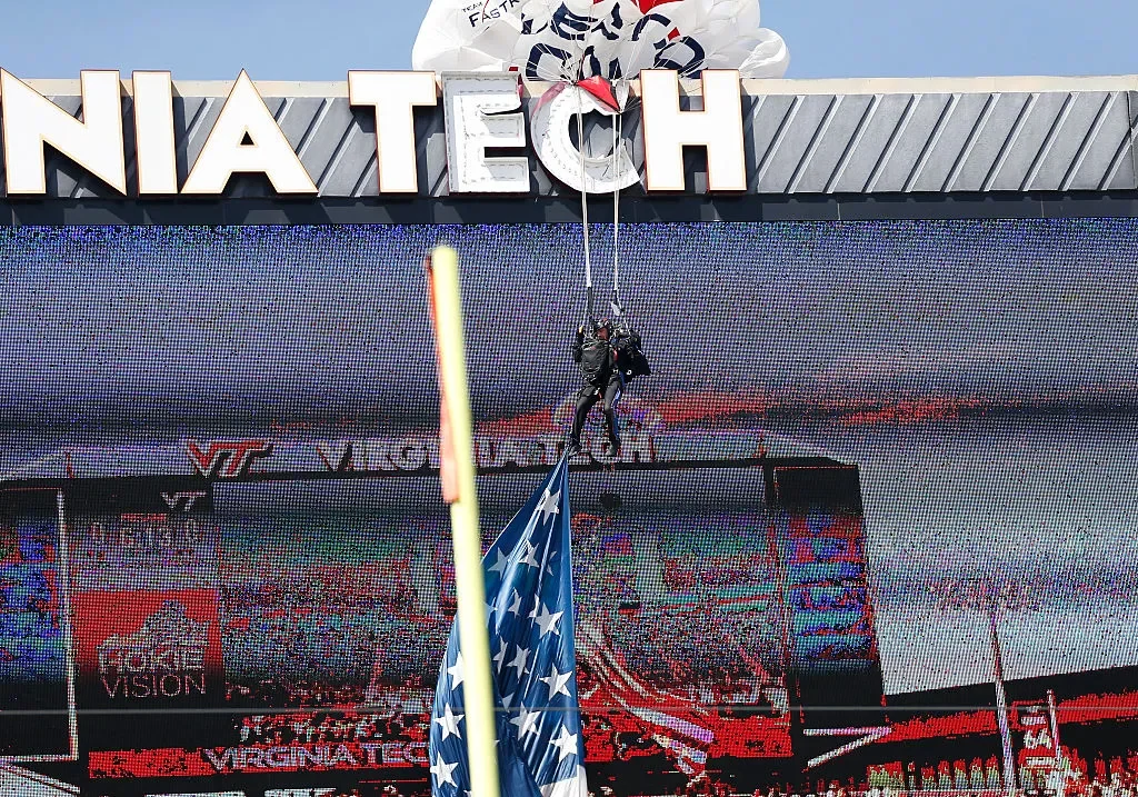 Skydiver Gets Stuck on Virginia Tech Jumbotron During Spring Game