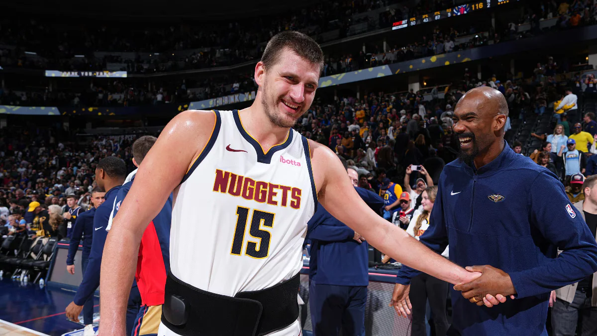 "NBA Showdown: Warriors-Nuggets Clash with Injured Jokic"