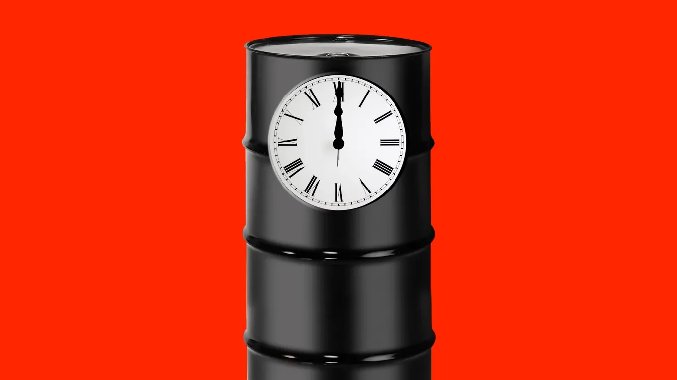 Hormuz bottleneck could trigger fresh oil-price spikes this summer