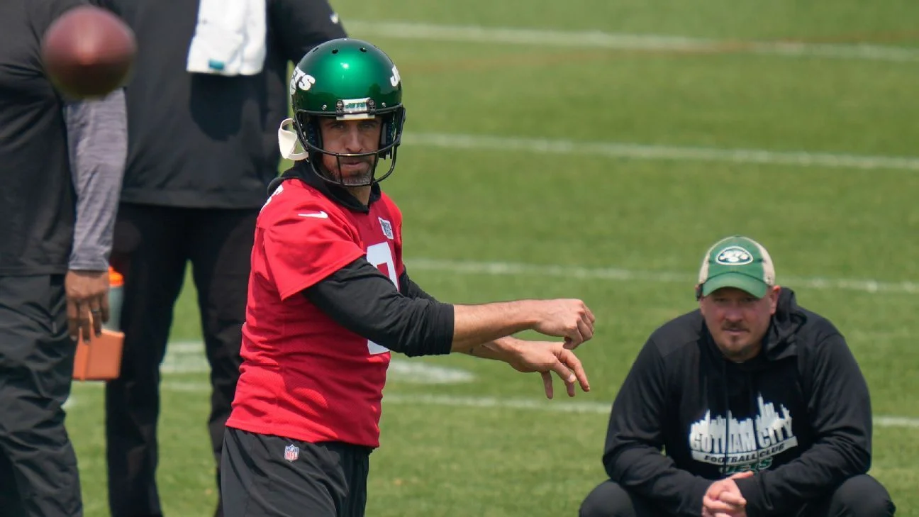 Aaron Rodgers Fires Back at Sean Payton's Criticism of Coaches