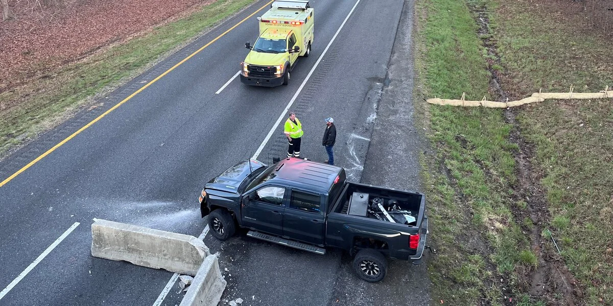 Tragedy strikes as 6 children and 2 adults killed in Tennessee crash.