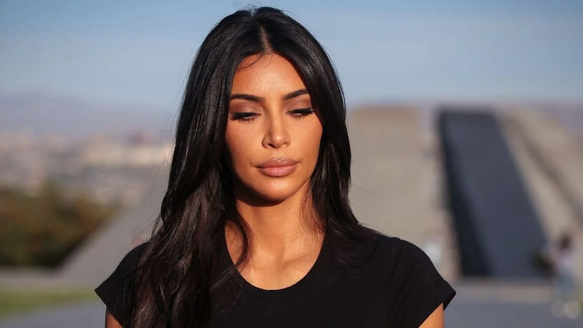 Kim Kardashian’s Hawaii Getaway with Lewis Hamilton Signals a Rising Public Romance