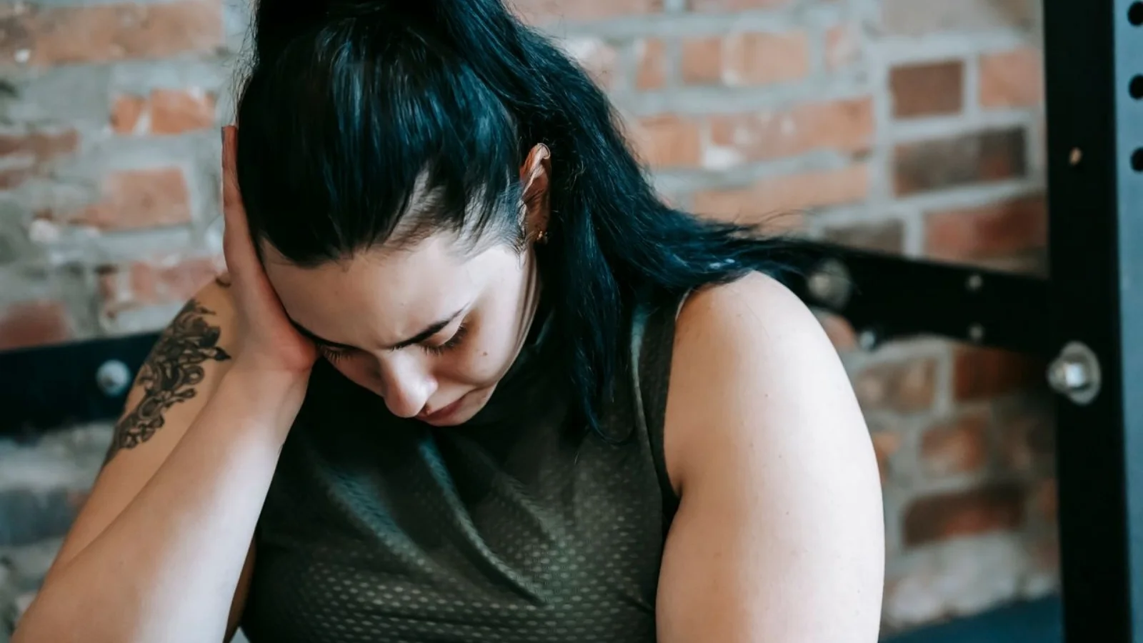 Gym Time Tests the Relationship: A Woman Seeks Support, He Wavers