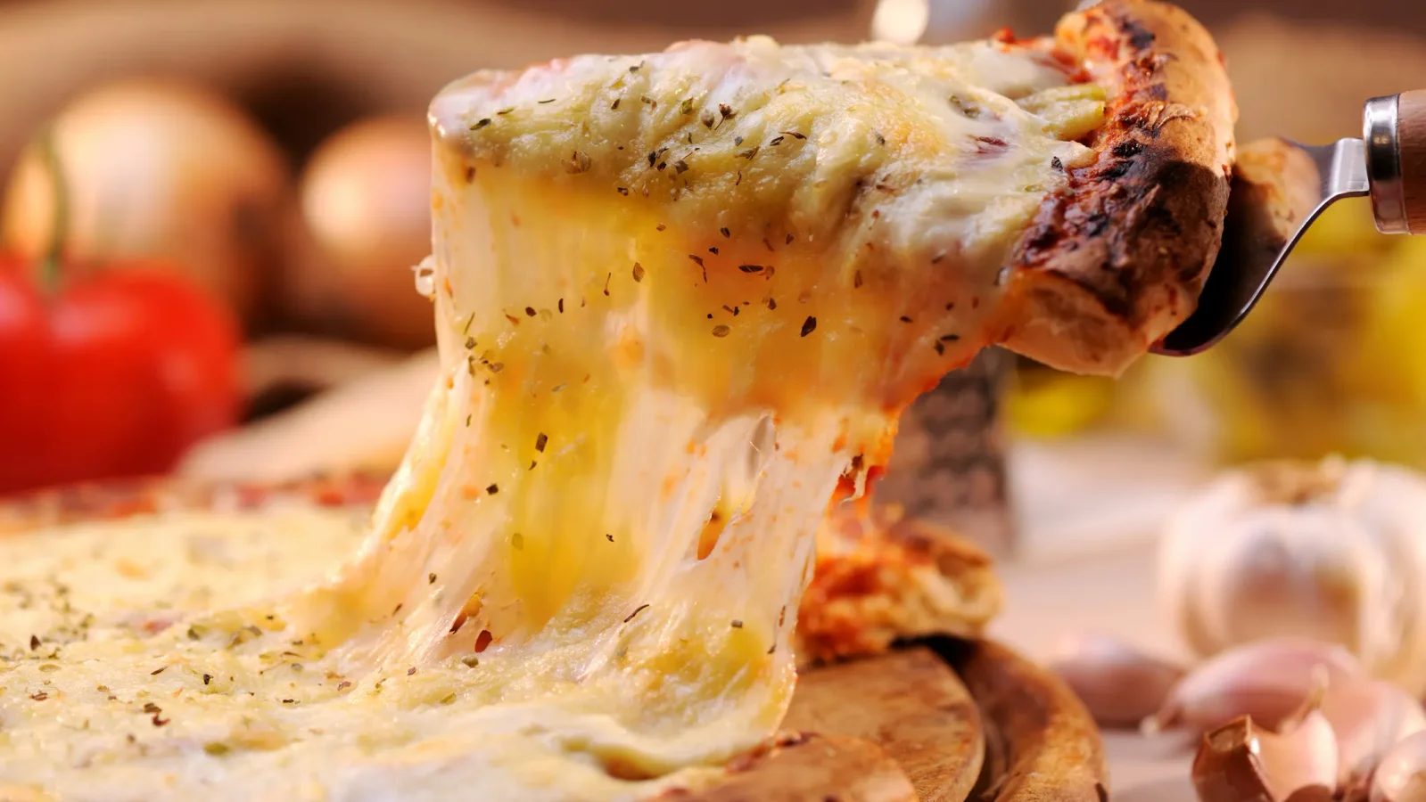 Cheapest Cheese Pizza in the U.S.? Little Caesars Edges the Field