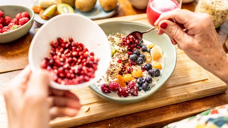 Anti-inflammatory eating linked to lower dementia risk, new study finds