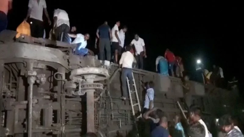 India Train Crash Leaves Hundreds Dead and Injured