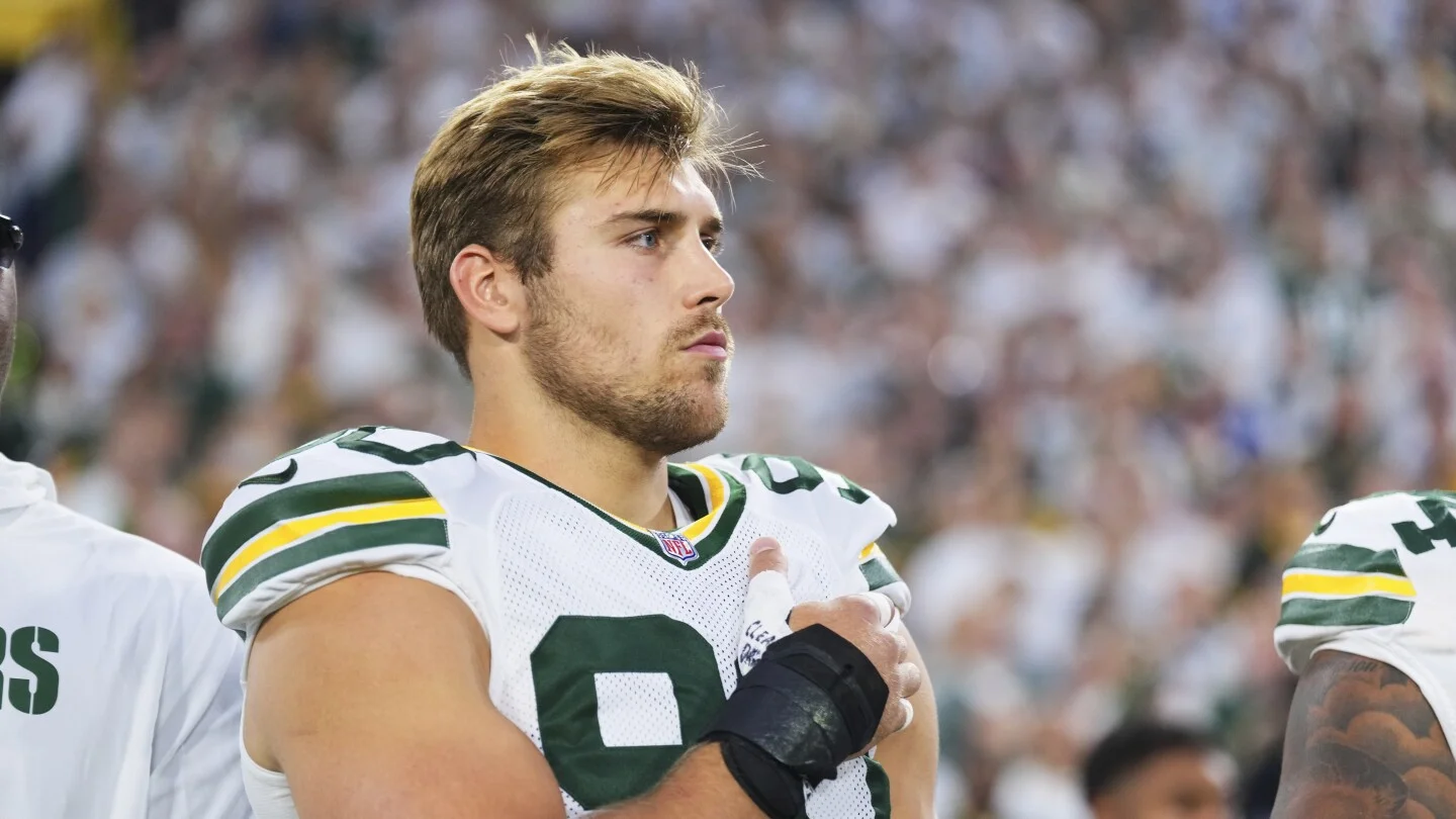 Packers commit to Lukas Van Ness with fifth-year option