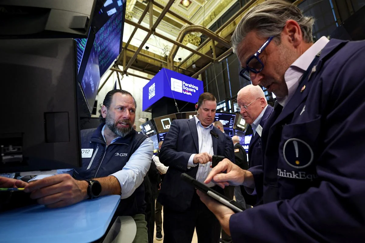 Dow climbs 750 as AI rally drives Nasdaq to record close and best month since 2020