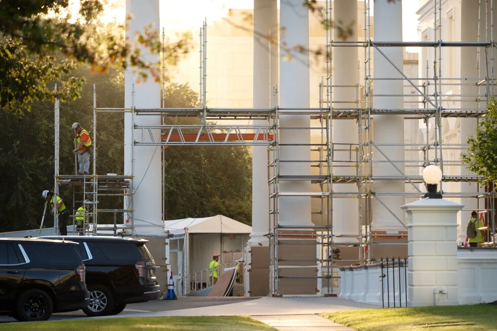 North Portico scaffolding comes down as White House renovations advance