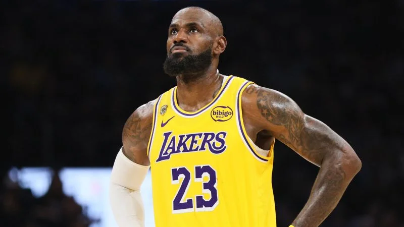 LeBron’s Next Move: Retirement or a New Chapter?