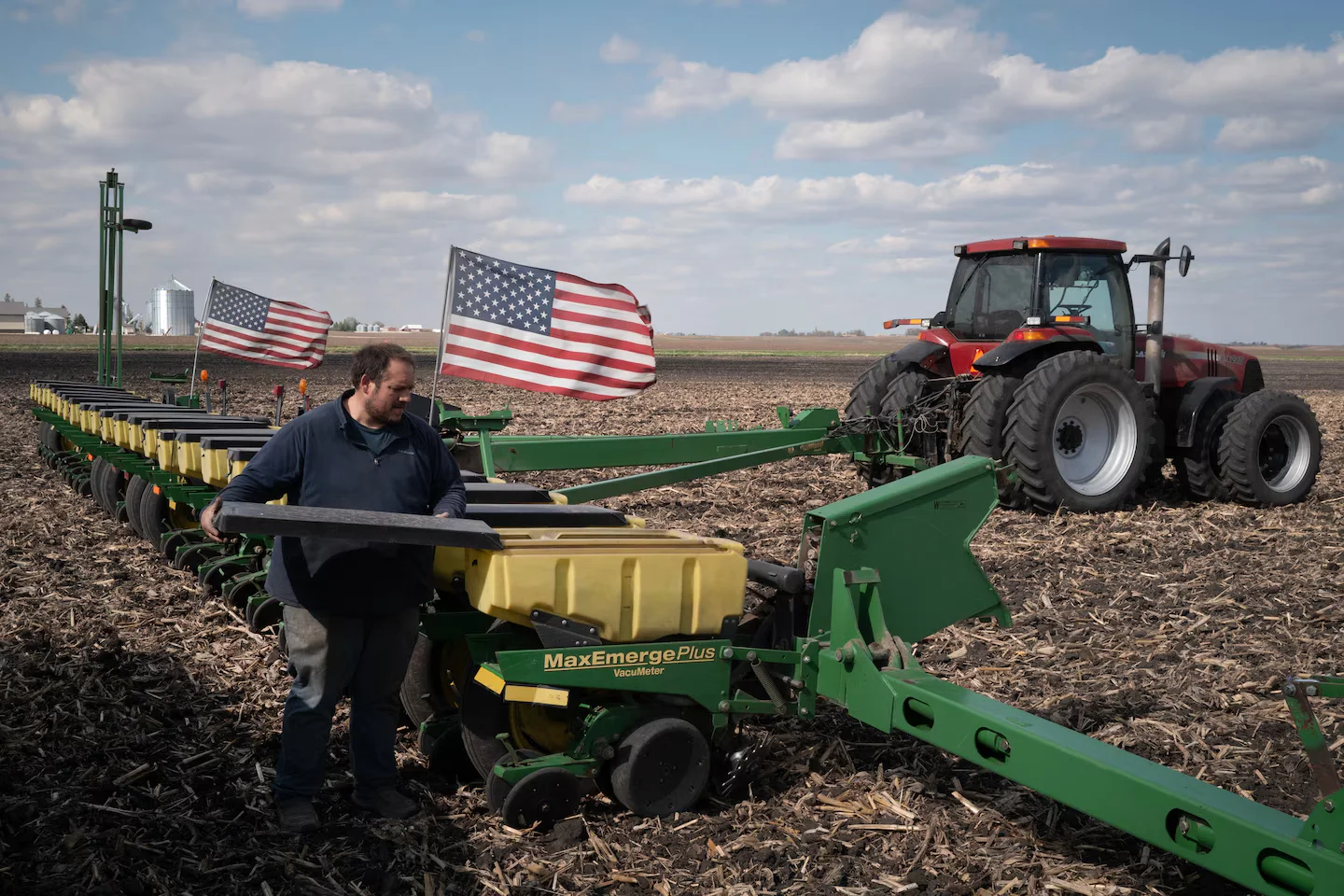 Tariffs and War Put US Farmers on Edge as Aid Stalls