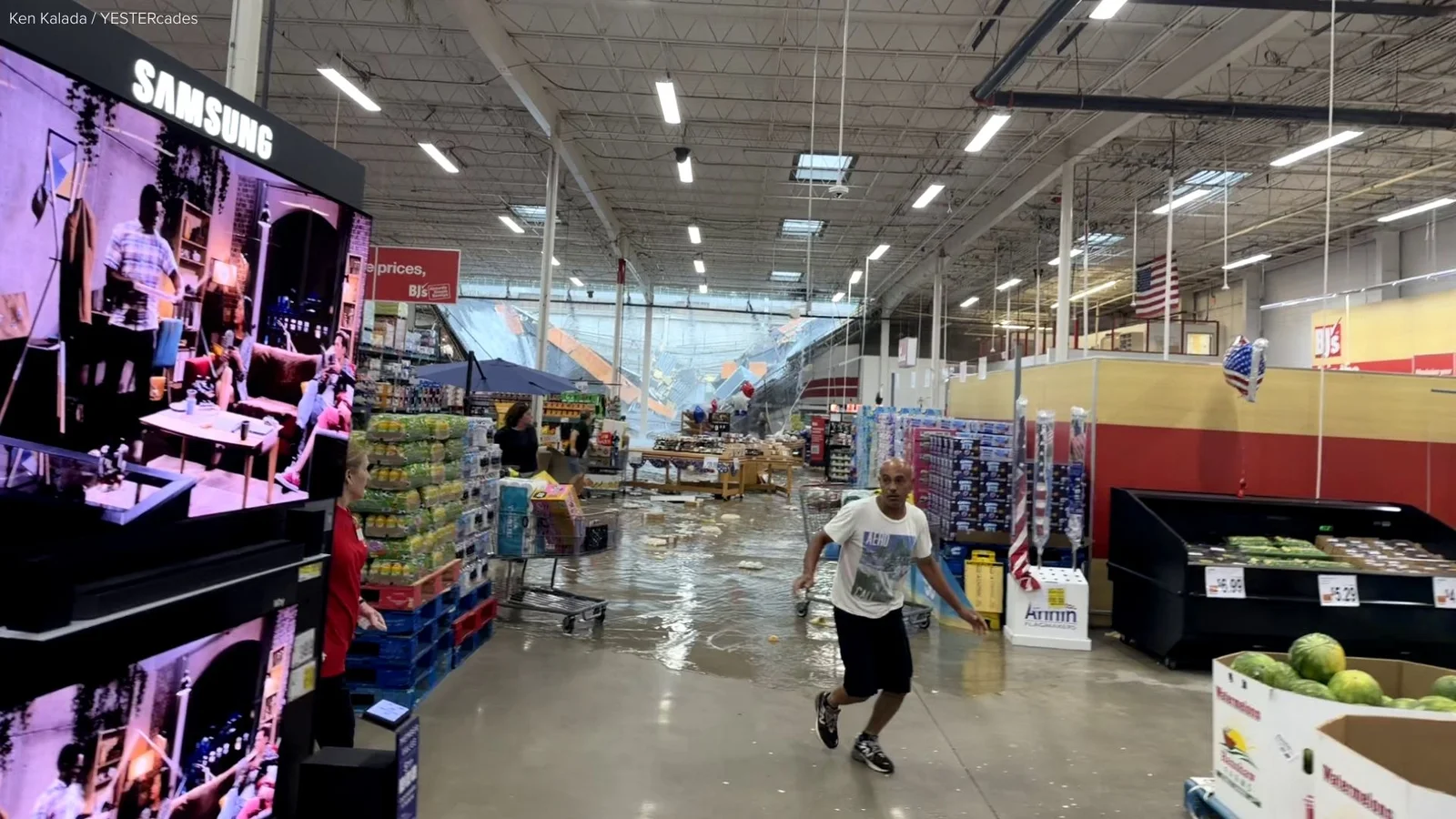 Flooding and partial roof collapse at NJ BJ's Wholesale Club; all 27 inside safe