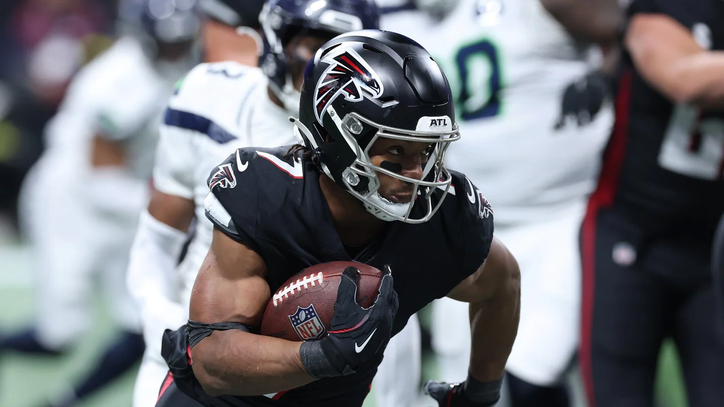 Bijan Robinson inks $75M extension, becoming NFL's highest-paid RB by average