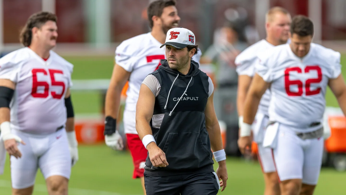 Mayfield-Bucs contract talks stall as market pressure rises