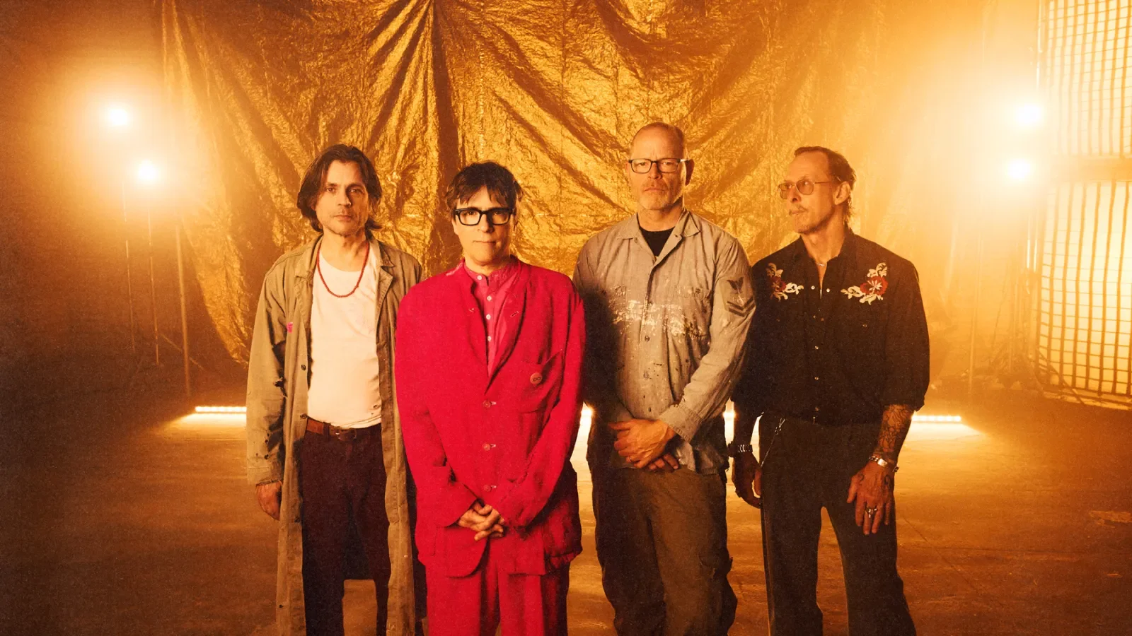Weezer Finds Its Gold on a Garage-Soaked Return